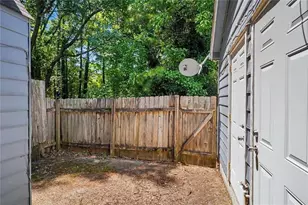 8547 Jamestown Way, Jonesboro, GA 30238 - Photo 18