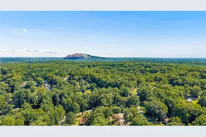 5813 Ohara Drive SW, Stone Mountain, GA 30087 - Photo 54