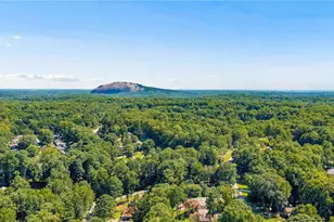 5813 O'Hara Dr SW, Stone Mountain, GA 30087 - Photo 54