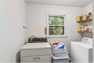 5813 Ohara Drive SW, Stone Mountain, GA 30087 - Photo 16