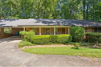 5813 Ohara Drive SW, Stone Mountain, GA 30087 - Photo 2