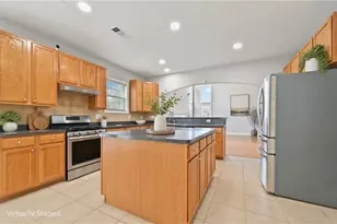 2745 Turning Leaf Dr, Lawrenceville, GA 30044 - Photo 18
