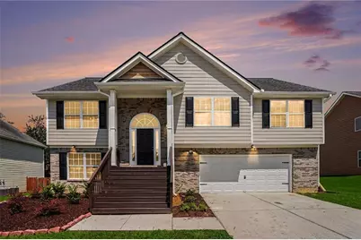 1131 Rose Terrace Circle, Loganville, GA 30052 - Photo 2