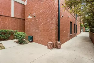 1808 Liberty Ln, Roswell, GA 30075 - Photo 32