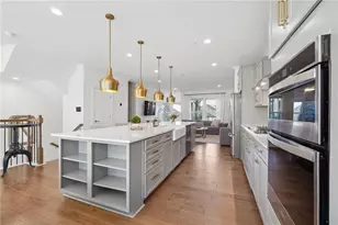 1029 Brandsford St NW, Atlanta, GA 30318 - Photo 6