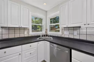 1975 Watercrest Cir, Lawrenceville, GA 30043 - Photo 16