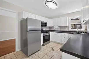 1975 Watercrest Cir, Lawrenceville, GA 30043 - Photo 14