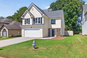 1975 Watercrest Cir, Lawrenceville, GA 30043 - Photo 2