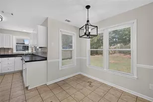 1975 Watercrest Cir, Lawrenceville, GA 30043 - Photo 12