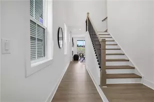 117 Kindred Ln, Marietta, GA 30066 - Photo 2