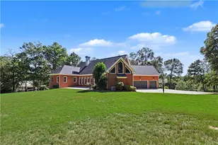 8415 Glen Lake Dr, Cumming, GA 30028 - Photo 4