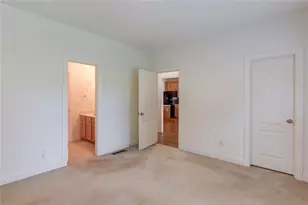 2640 Ivy Brook Ln NE, Buford, GA 30519 - Photo 34