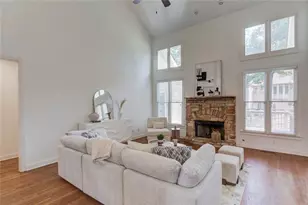 2640 Ivy Brook Ln NE, Buford, GA 30519 - Photo 10