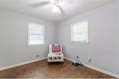 350 Brooks Avenue SW, Atlanta, GA 30310 - Photo 4