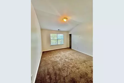 725 Crestwell Circle SW, Atlanta, GA 30331 - Photo 6
