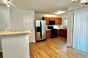 725 Crestwell Circle SW, Atlanta, GA 30331 - Photo 4
