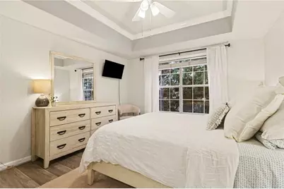 3636 Habersham Road NW #2204, Atlanta, GA 30305 - Photo 12
