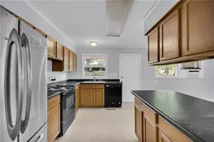 402 Woodland Rd, Monroe, GA 30655 - Photo 20
