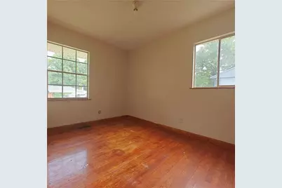 423 Alabama Avenue, Warner Robins, GA 31093 - Photo 8