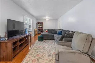 2064 Leatherleaf Ct SW, Marietta, GA 30008 - Photo 4