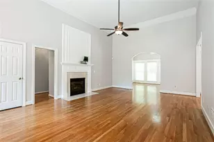 885 Rose Brook Dr, Lawrenceville, GA 30045 - Photo 14