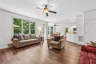 1050 McKendree Park Ln, Lawrenceville, GA 30043 - Photo 10