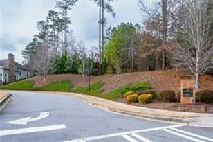 2443 Barrett Preserve Ct SW, Marietta, GA 30064 - Photo 2