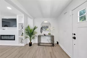 1110 Oak Knoll Terrace SE, Atlanta, GA 30315 - Photo 6