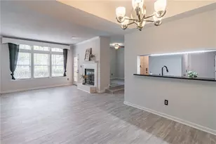 240 Renaissance Pkwy NE, Atlanta, GA 30308 - Photo 16
