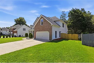 2904 Montview Drive SW, Marietta, GA 30060 - Photo 2