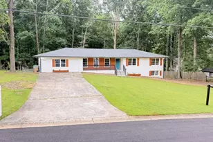 5698 Crestwood Dr, Stone Mountain, GA 30087 - Photo 1