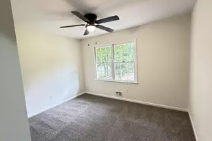 5698 Crestwood Dr, Stone Mountain, GA 30087 - Photo 16