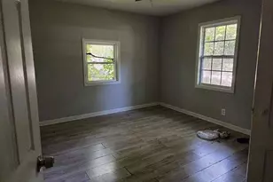 1627 Hasty Pl, Atlanta, GA 30318 - Photo 2