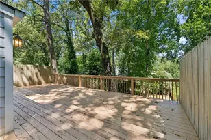 448 E Pharr Rd, Decatur, GA 30030 - Photo 28