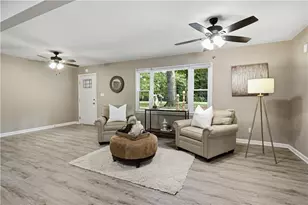 187 Hilltop St, Cleveland, GA 30528 - Photo 8