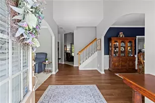 3922 Walnut Grove Way, Gainesville, GA 30506 - Photo 4