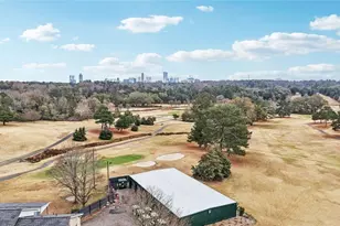 193 Chestnut Cir, Atlanta, GA 30342 - Photo 50