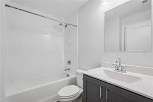 193 Chestnut Cir, Atlanta, GA 30342 - Photo 20