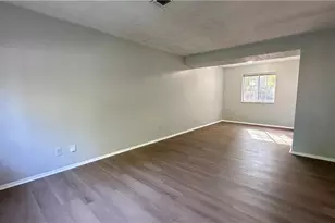 2176 Hopkins Mill Ln, Duluth, GA 30096 - Photo 2