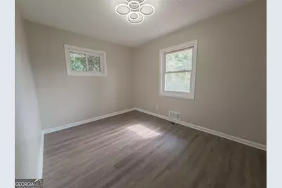 4390 Glenwood Parkway, Decatur, GA 30032 - Photo 4