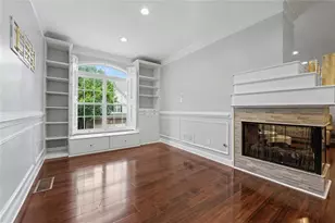 1004 Glenivy, Marietta, GA 30062 - Photo 4