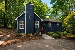 125 Maple Pl, Fayetteville, GA 30215 - Photo 1
