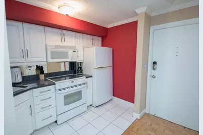 300 Peachtree Street NE #11C, Atlanta, GA 30308 - Photo 8