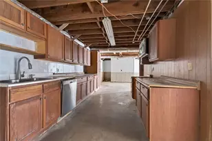 1885 Connally Dr, Atlanta, GA 30344 - Photo 16