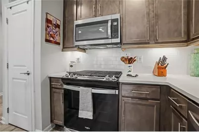 2913 Ilir NW, Atlanta, GA 30318 - Photo 10