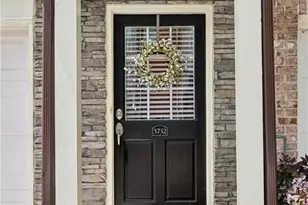 3732 Ashford Creek Ln NE, Atlanta, GA 30319 - Photo 2