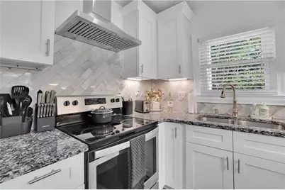 616 Darlington Road NE, Atlanta, GA 30305 - Photo 8