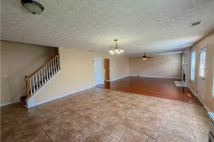 2760 Rusticwood Dr, Snellville, GA 30078 - Photo 12