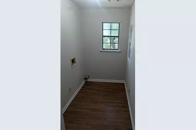 945 Hemingway Road, Stone Mountain, GA 30088 - Photo 4