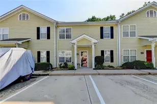 1145 Riverside Terrace, Gainesville, GA 30501 - Photo 2